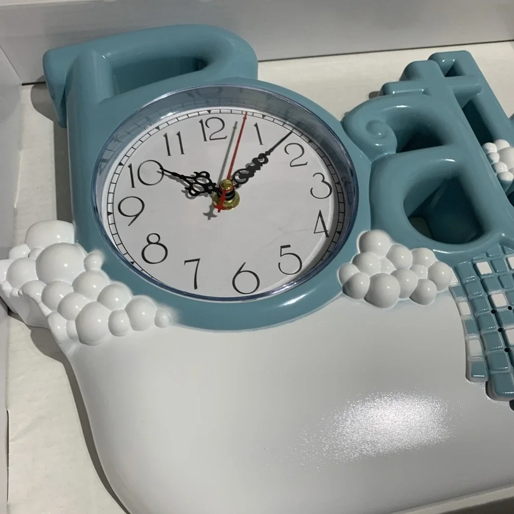 Bathtub Bathroom Quartz Movement Wall Clock